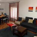Spacious Piran Central Apartment For 5 Pax Bg