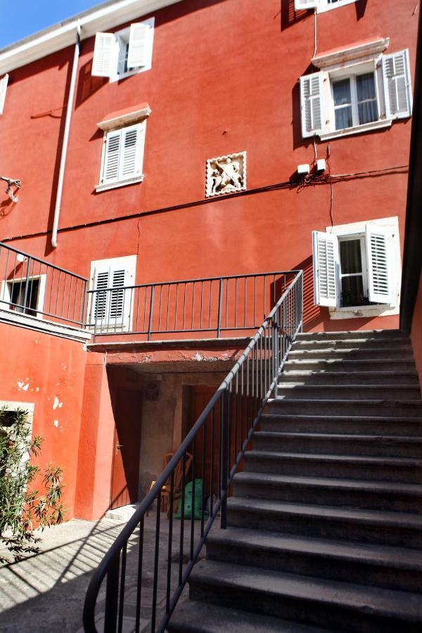 Appartement Spacious For 5 Pax Bg *