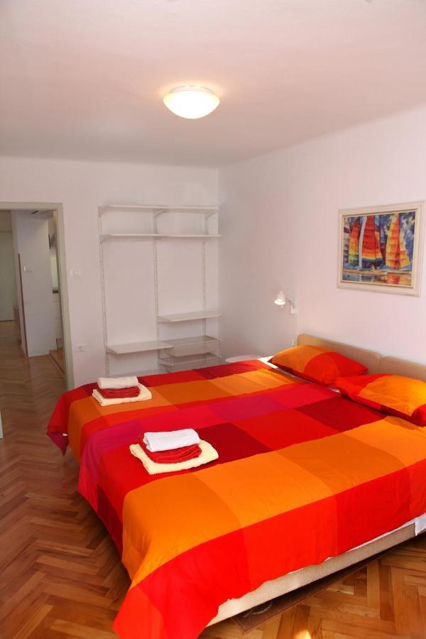 Spacious For 5 Pax Bg Appartement